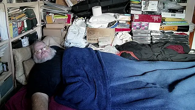 hadeszeuss2 online show from January 2025 03:12:01 PM