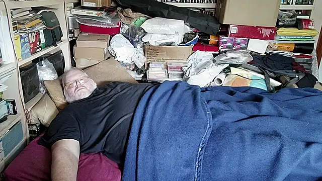 hadeszeuss2 online show from March 2025 02:46:02 PM