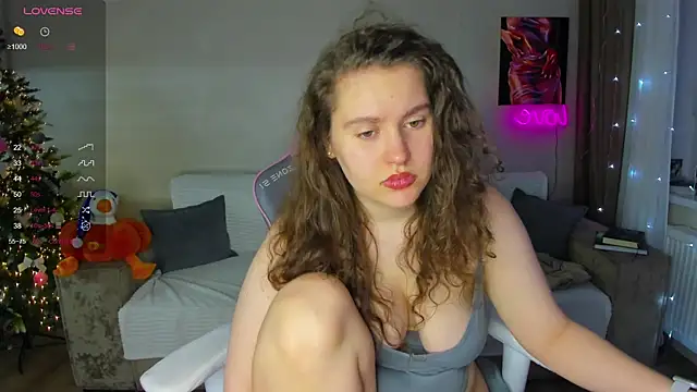 Snapshot of My_Emmy chatting on January 2025 10:54:01 AM My Emmy online show from January 2025 10:54:01 AM