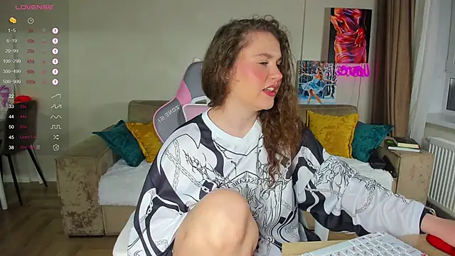 Snapshot of My_Emmy chatting on March 2025 08:50:02 PM My Emmy online show from March 2025 08:50:02 PM