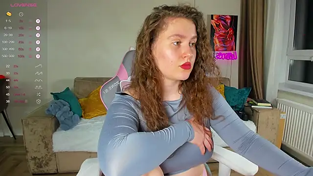 Snapshot of My_Emmy chatting on March 2025 01:28:02 PM My Emmy online show from March 2025 01:28:02 PM