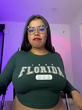 Devilsweet17 online show from February 2025 10:30:02 PM