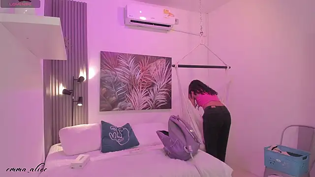 emma alice  online show from September 2025 12:05:02 PM