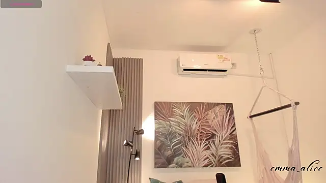 emma alice  online show from October 2025 12:06:01 PM