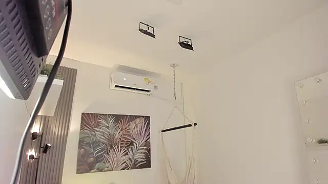 emma alice  online show from February 2026 11:37:02 AM