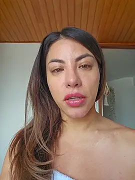 Karen San Miguel online show from December 2025 03:50:01 PM