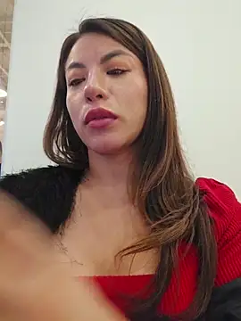 Snapshot of Karen_San_Miguel chatting on June 2026 12:32:02 AM Karen San Miguel online show from June 2026 12:32:02 AM