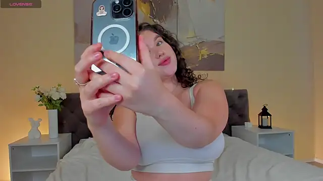 Ariella Sol online show from March 2026 09:14:02 AM