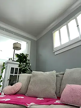 LoveShae  online show from October 2025 06:37:01 PM