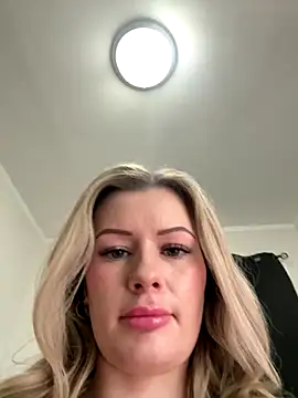 LoveShae  online show from January 2026 06:21:02 PM