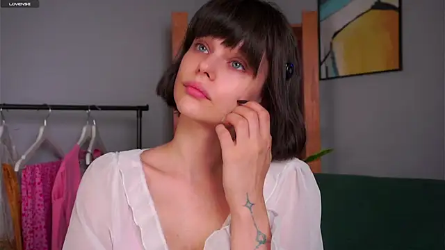 RexanneHatt online show from September 2025 01:28:01 AM