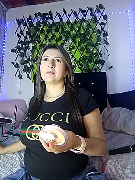 Snapshot of any_mour chatting on January 2026 07:50:01 PM any mour online show from January 2026 07:50:01 PM