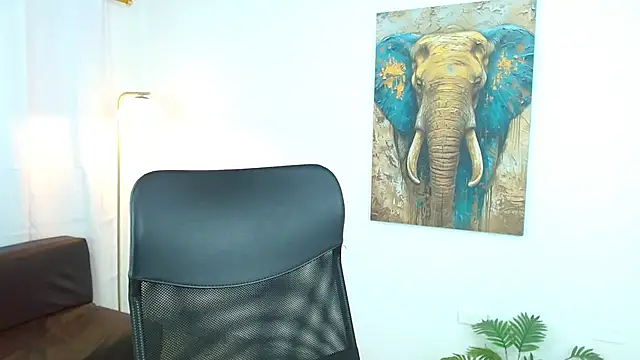 maiki18  online show from October 2025 09:02:02 PM