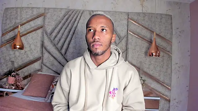 JamesParck online show from February 2025 12:12:01 PM