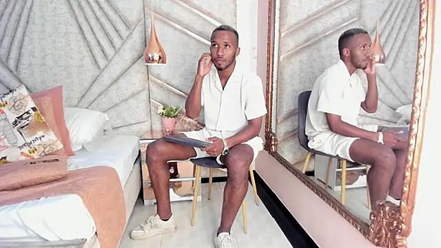 JamesParck online show from March 2025 06:07:02 PM