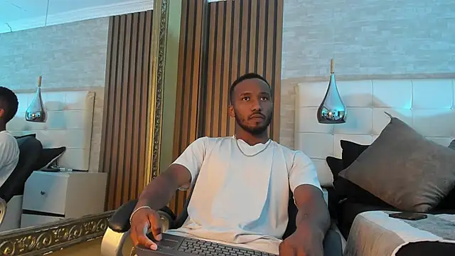 JamesParck online show from April 2026 07:41:01 PM