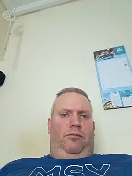 ShyBoy1982 online show from February 2025 01:05:01 PM