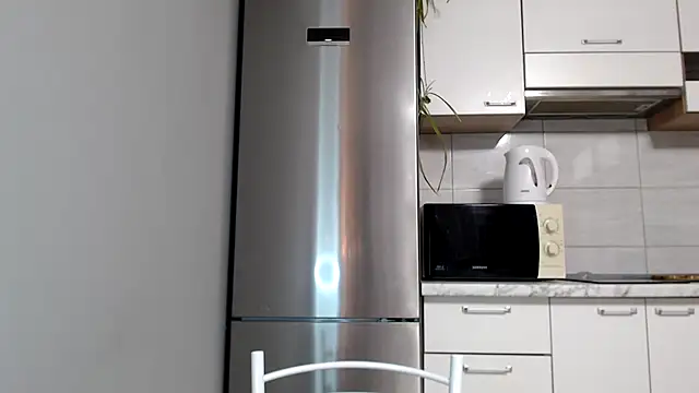 SierraSky  online show from December 2025 06:12:02 PM