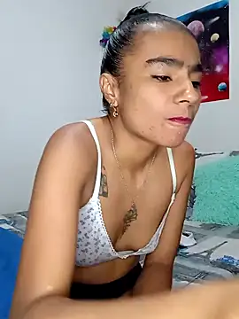 Leslly  online show from December 2024 10:48:01 AM