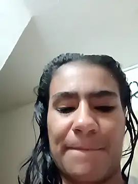 Leslly  online show from January 2025 12:30:01 PM