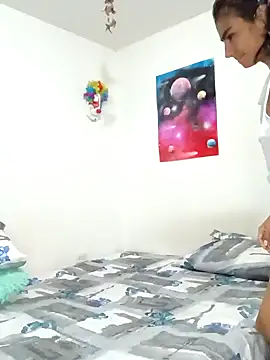 Leslly  online show from January 2025 10:04:02 AM