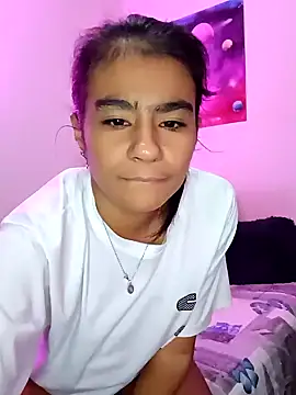 Leslly  online show from January 2025 05:01:02 AM