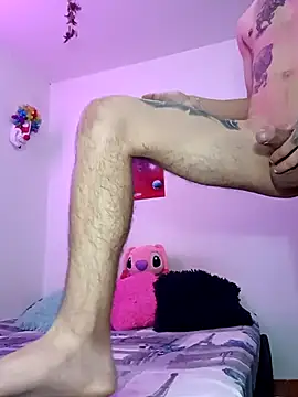 Leslly  online show from February 2025 11:52:01 AM