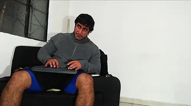 Snapshot of willian_m777 chatting on December 2024 05:03:01 AM willian m777 online show from December 2024 05:03:01 AM