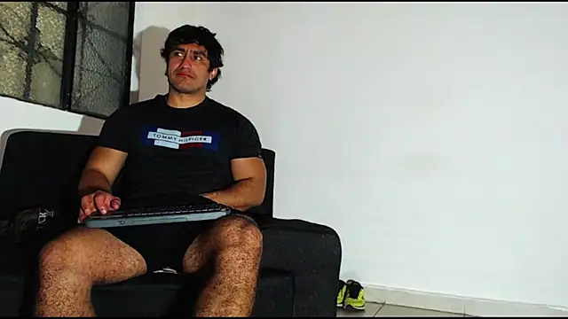 Snapshot of willian_m777 chatting on January 2025 03:30:01 AM willian m777 online show from January 2025 03:30:01 AM
