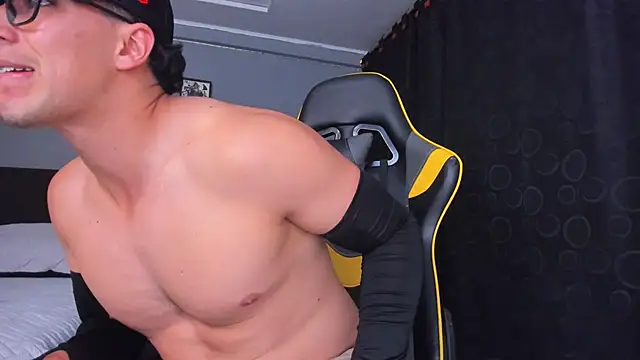 owengray2n online show from November 2025 03:32:02 AM