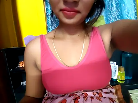 cutesoma2 online show from April 2026 06:41:01 PM