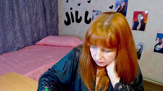 Snapshot of JillStevens chatting on February 2025 04:21:01 AM JillStevens online show from February 2025 04:21:01 AM