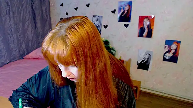 Snapshot of JillStevens chatting on February 2025 08:53:01 PM JillStevens online show from February 2025 08:53:01 PM
