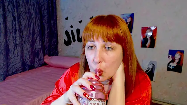 Snapshot of JillStevens chatting on March 2025 11:47:01 PM JillStevens online show from March 2025 11:47:01 PM