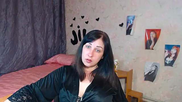 Snapshot of JillStevens chatting on September 2025 06:41:02 PM JillStevens online show from September 2025 06:41:02 PM