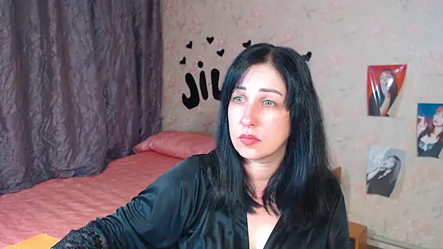 JillStevens online show from October 2025 06:49:01 PM