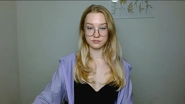 cindi hot online show from October 2025 11:51:02 AM