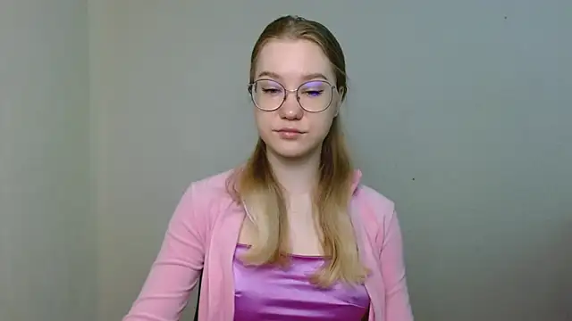 cindi hot online show from March 2026 09:32:02 AM