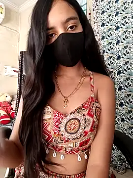 Parinaaz18 online show from September 2025 02:14:01 AM