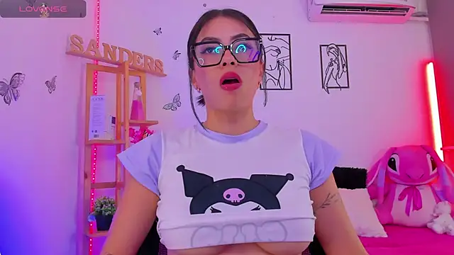 EmillySanders online show from July 2026 10:27:02 PM