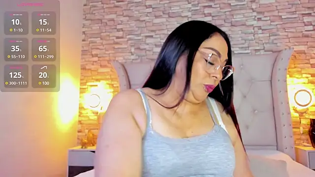 Gina Myers online show from March 2025 01:29:01 PM