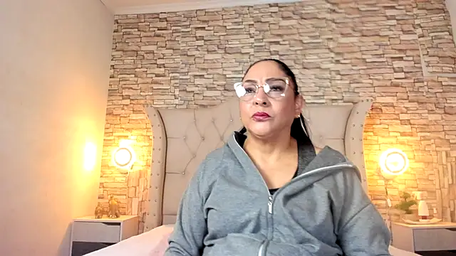 Gina Myers online show from September 2025 12:43:02 PM