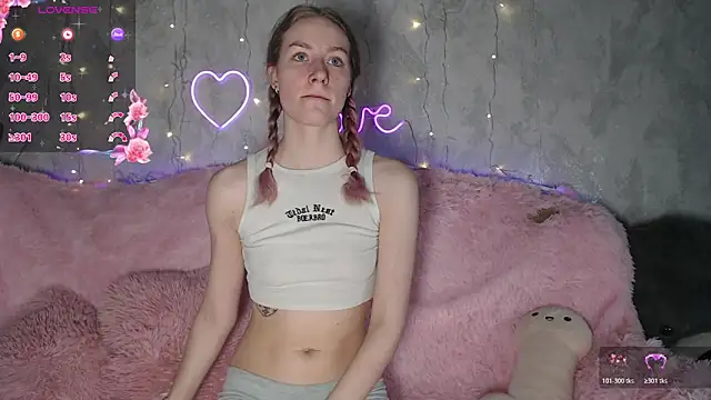 Lillian Lahot online show from March 2026 02:38:01 PM