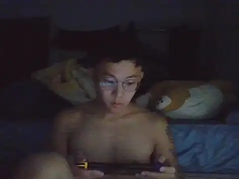 ZHIIz online show from December 2025 02:32:02 PM