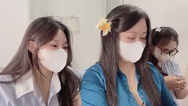 Bamboo Swetie online show from November 2025 03:12:02 PM