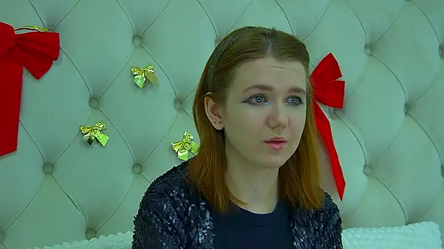 LessySmith online show from January 2025 04:22:01 PM