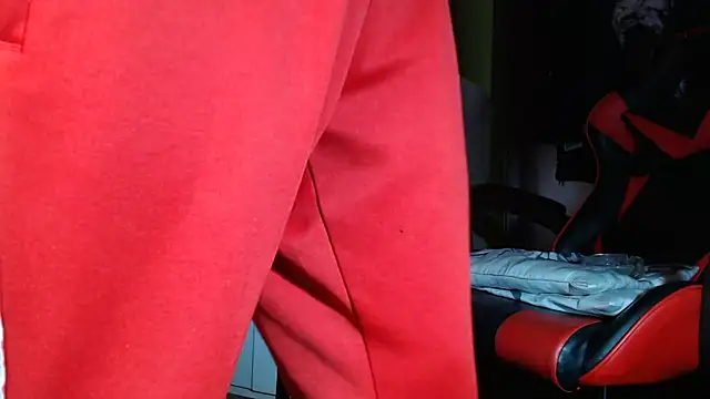 Snapshot of MASTERMONEY chatting on December 2024 12:25:02 PM MASTERMONEY online show from December 2024 12:25:02 PM