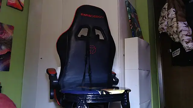 Snapshot of MASTERMONEY chatting on December 2024 09:09:02 PM MASTERMONEY online show from December 2024 09:09:02 PM