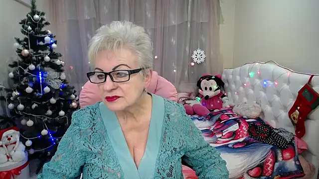 Snapshot of KayleSmoll chatting on December 2024 07:22:02 PM KayleSmoll online show from December 2024 07:22:02 PM