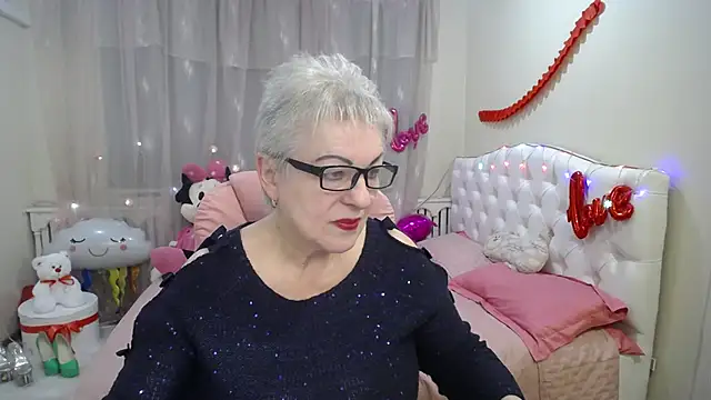 Snapshot of KayleSmoll chatting on March 2025 07:17:01 PM KayleSmoll online show from March 2025 07:17:01 PM